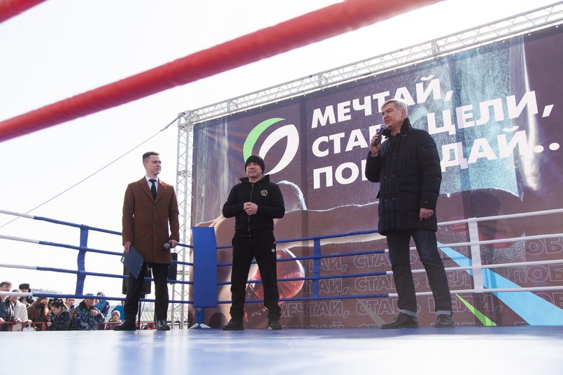 Председатель совета директоров ТС «Слата» Вячеслав Заяц выступил с приветственным словом Председатель совета директоров ТС «Слата» Вячеслав Заяц выступил с приветственным словом